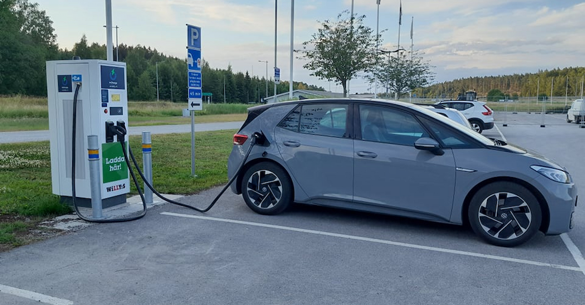 Nu Kan Du Ladda Bilen Under Tiden Du Handlar På Willys | Vattenfall ...